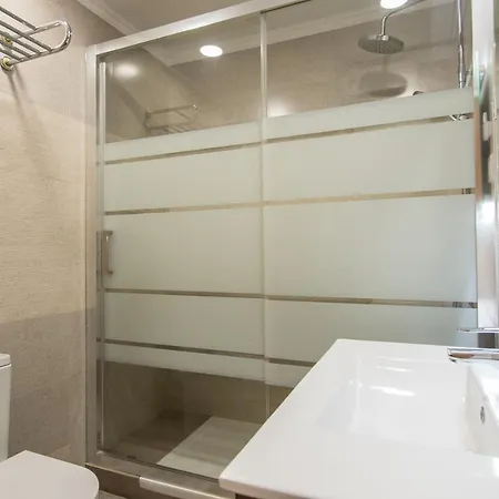 Quarto em Acomodações Particulares Alojamento Chela