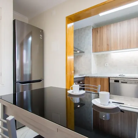 Quarto em Acomodações Particulares Alojamento Chela *